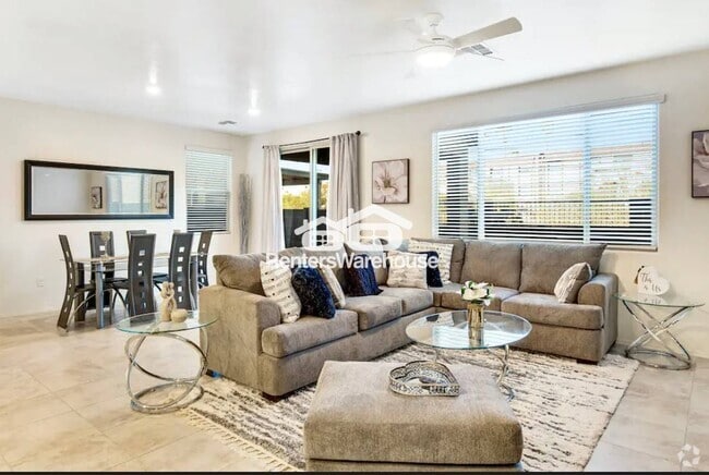 Building Photo - 6265 N Saguaro Post Pl Rental