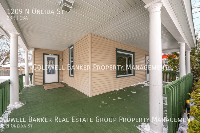 Photo - 1209 N Oneida St