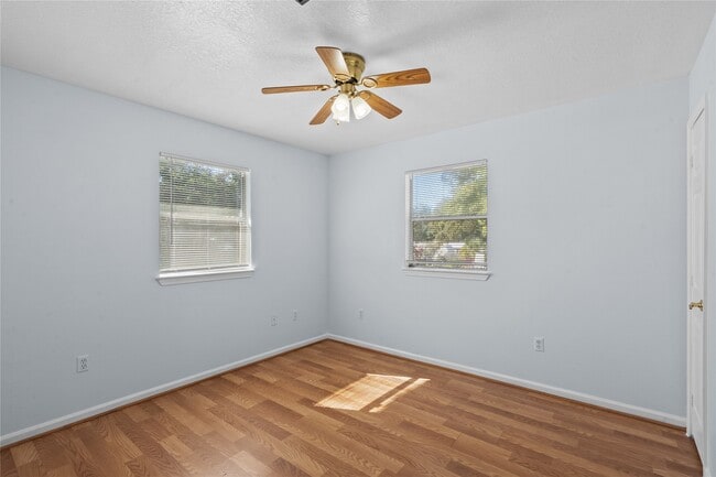 Photo - 336 Reppert St