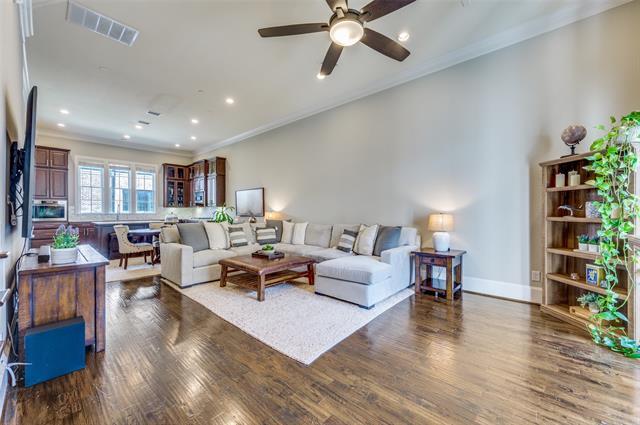 Photo - 743 Will Rice Ave