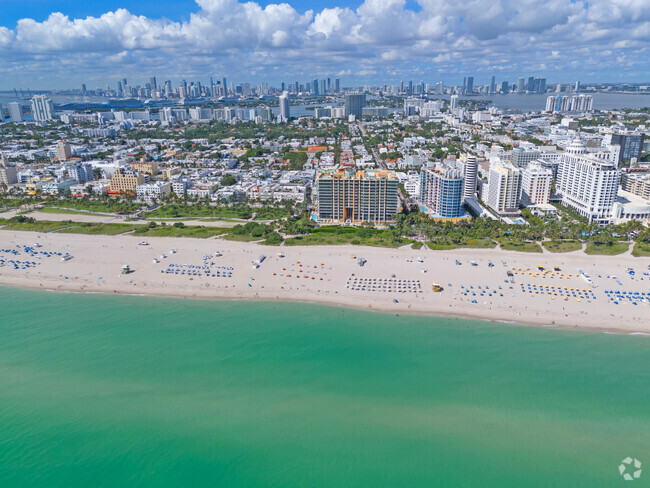 Building Photo - 1455 Ocean Dr Unit # 909 Rental