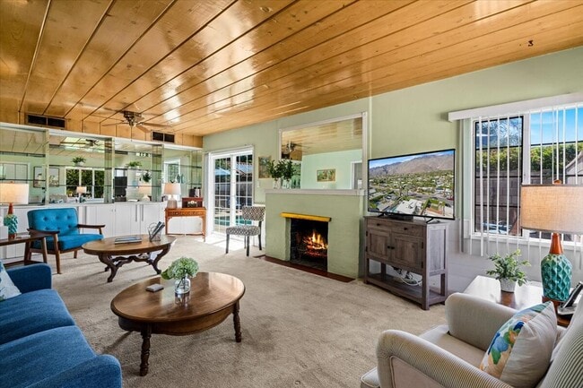 Photo - 572 N Calle Marcus