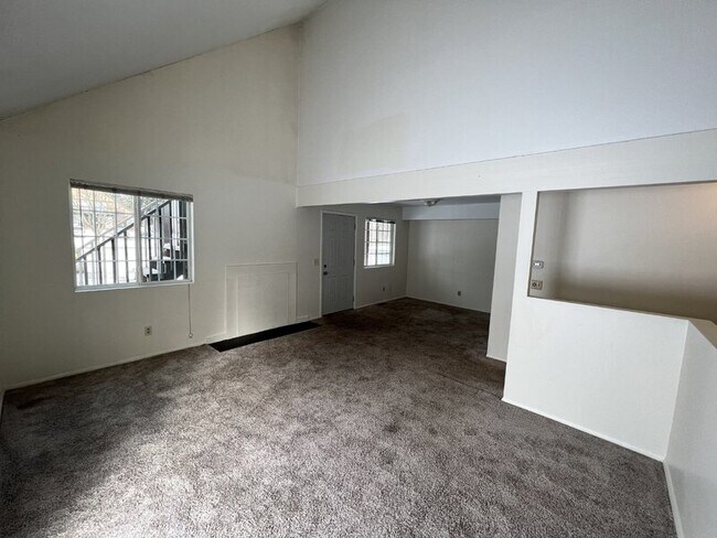 6063 Briarcliff Path Unit A