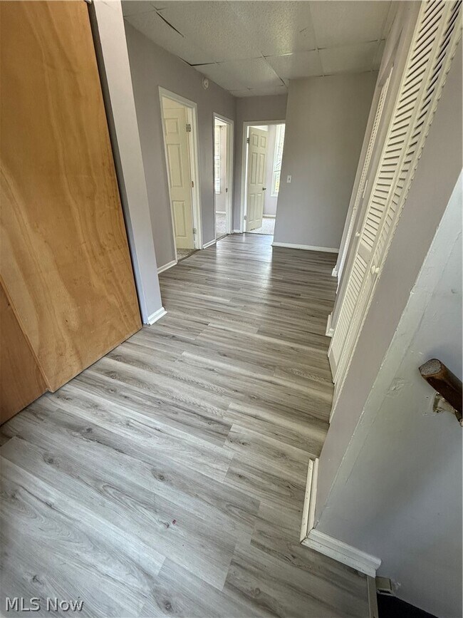 Photo - 1108 River Dr Unit B