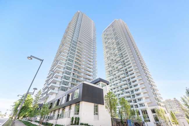 Building Photo - Resort-Style Luxury Living in Surrey City ... Unit 3107