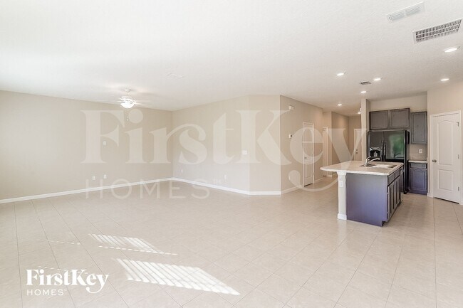 Photo - 5689 Kellar Cir