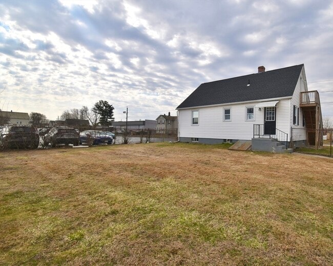 Photo - 153 Bosworth St