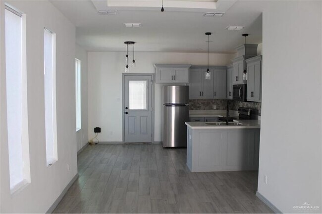 Photo - 5609 Ozark Ave Unidad 1