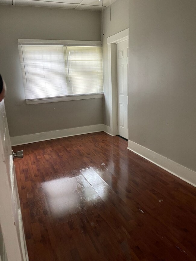 1600 Aggie Rd