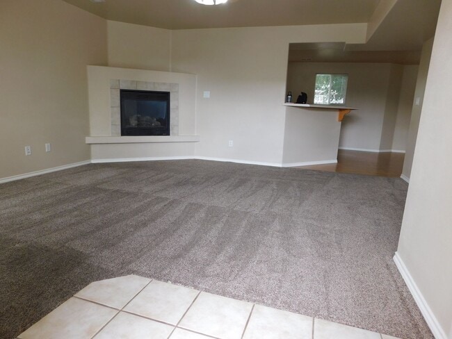 Photo - Spacious Duplex in Irish Walk