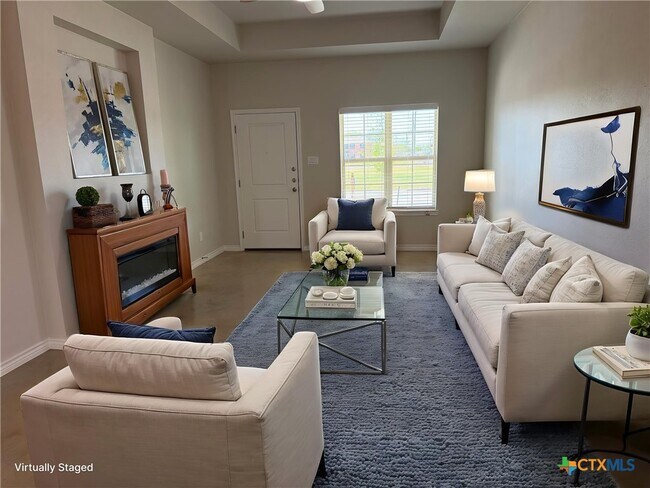 Photo - 414 W Avenue C