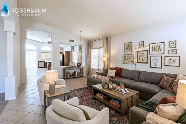 Photo - 1107 W Whitten St