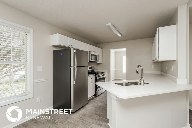 Photo - 750 Stonehaven Chase