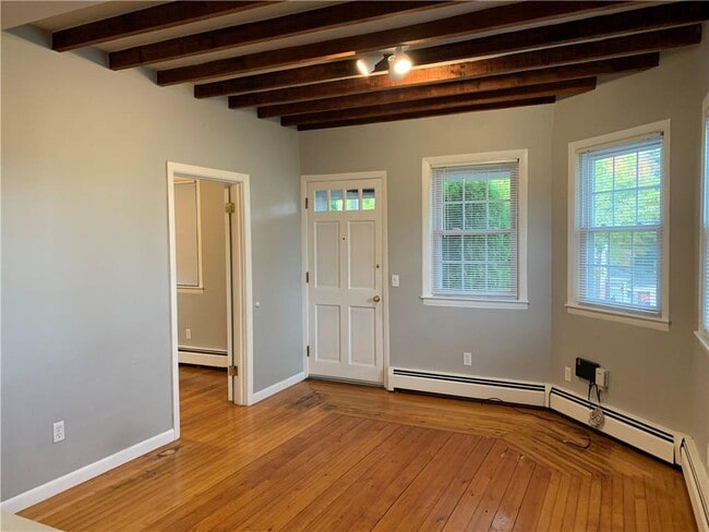Photo - 1314 Smith St