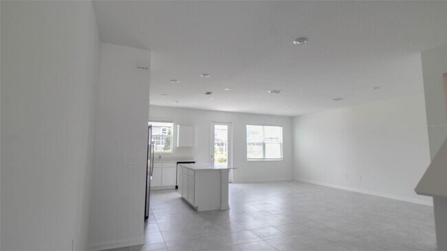 Photo - 323 Nine Iron Dr