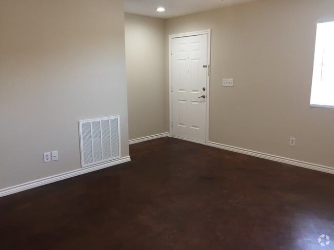 Building Photo - 2166 Cedar Valley Dr Unit 2166 Rental