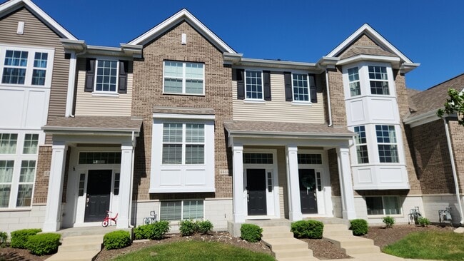 Building Photo - 4444 Monroe Ct