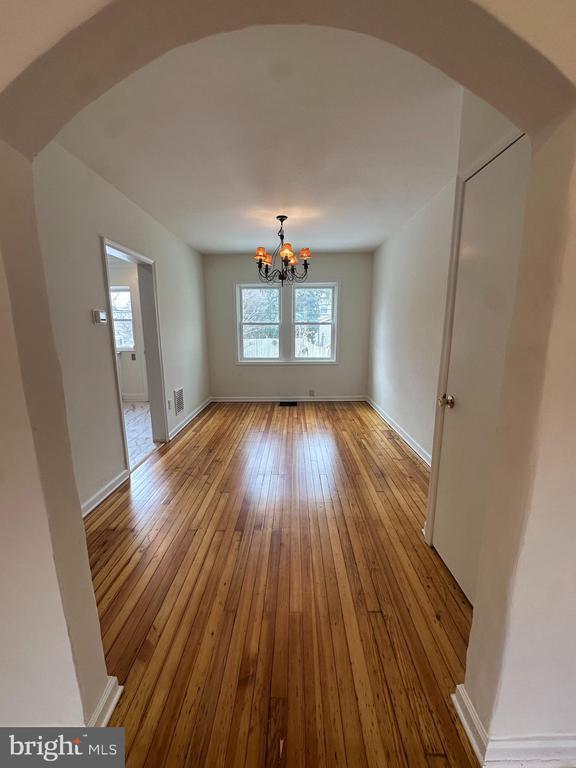 Photo - 613 Geddes St