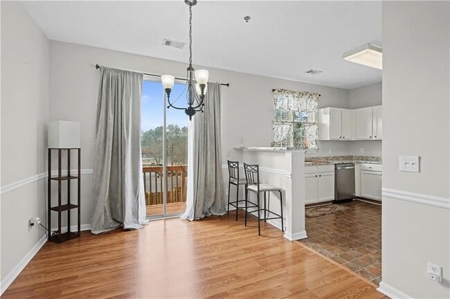 Photo - 102 Weatherstone Square Dr