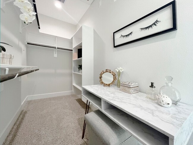 Photo - 8316 Curry Rd