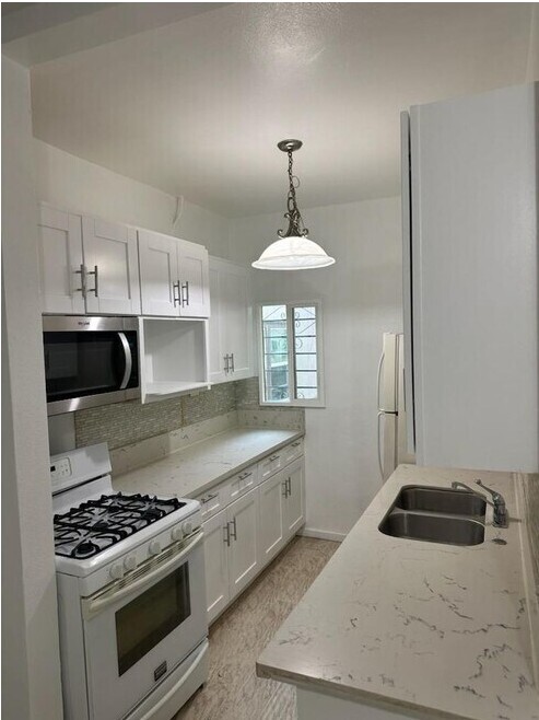 Photo - 1331 Albany St