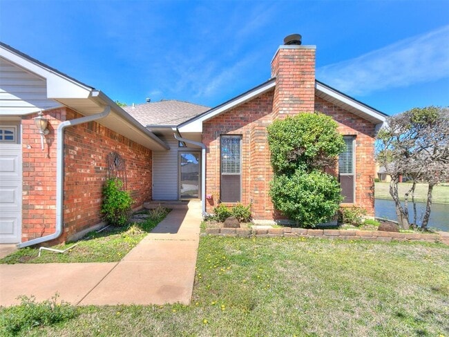 Building Photo - 7317 Louisburg Dr