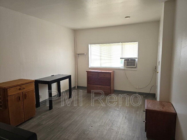 Photo - 140 E Victorian Ave Unidad 4