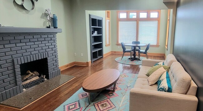 Photo - 1494 E 115th St Unit 11