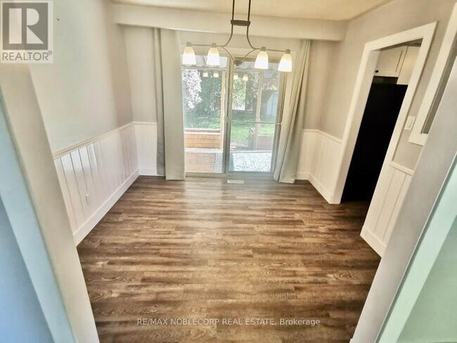 Photo - 17 Larkdale Crescent