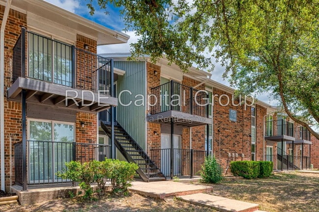Photo - 8045 W Elizabeth Ln Unit 222