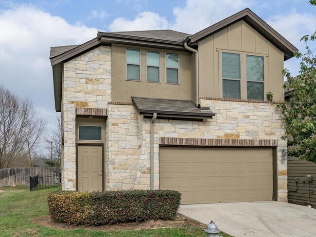 2001 Faro Dr