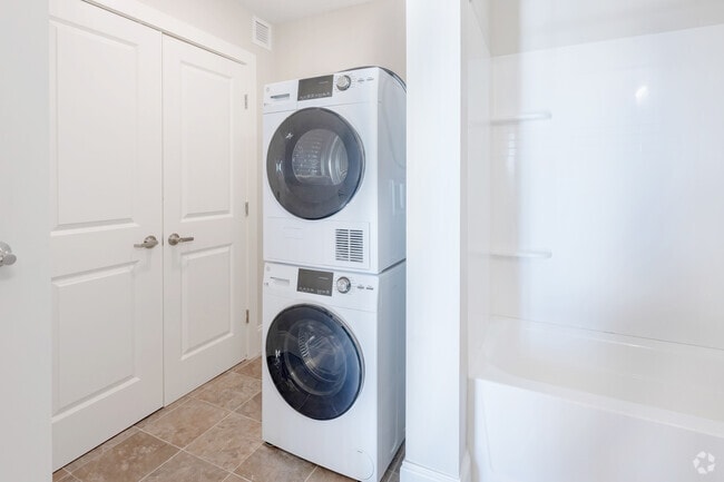 2BR, 1BA With Loft - 1,425SF