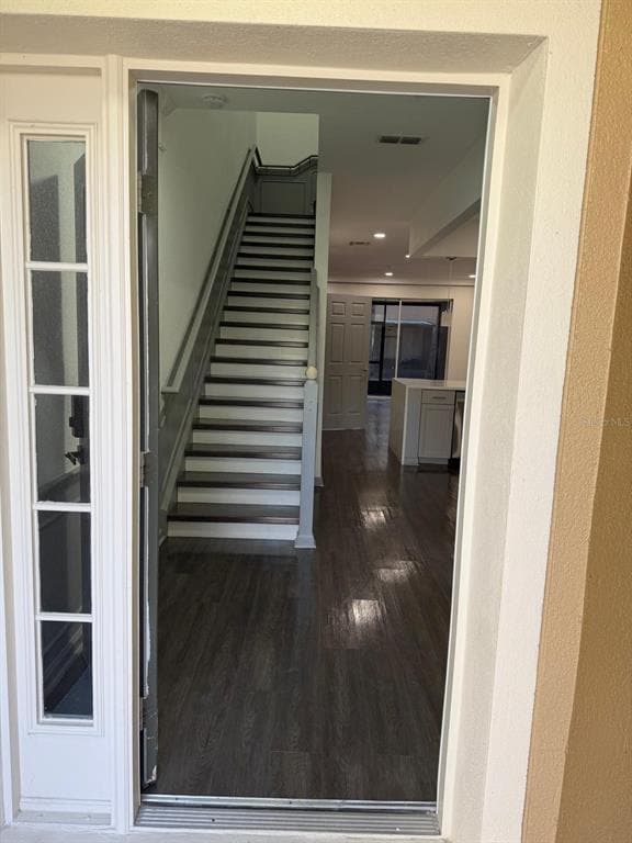 Photo - 2865 Polana St