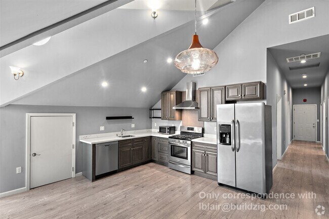 Building Photo - 404 Webster St Rental