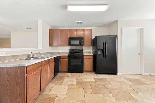1118 Antoinette Dr