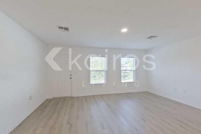 Photo - 8045 99th Ave