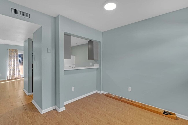 Photo - 7046 Bray Rd