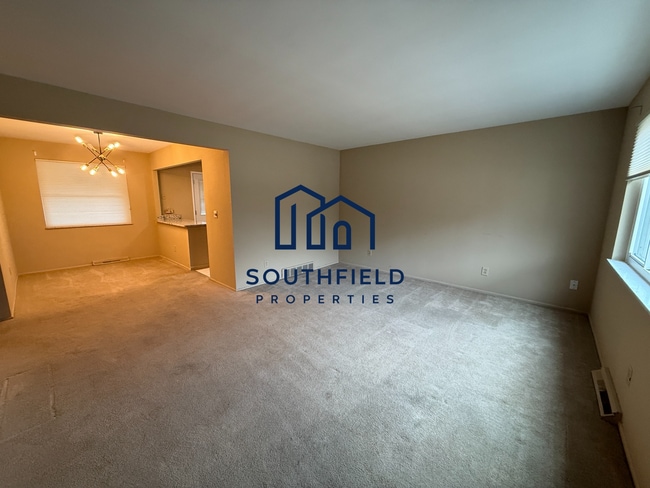 Photo - 7147 Bluecrest Dr