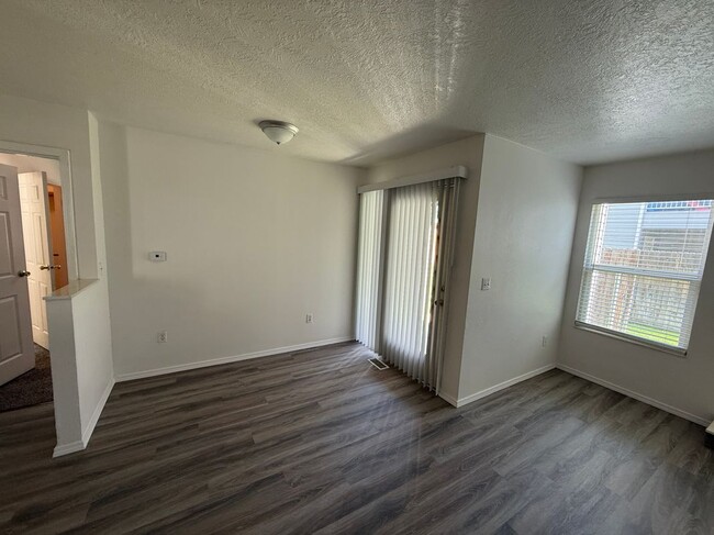 Photo - 553 S Workland Ln Unit 102
