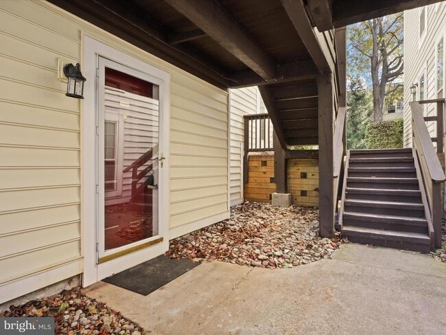 Photo - 10064 Oakton Terrace Rd