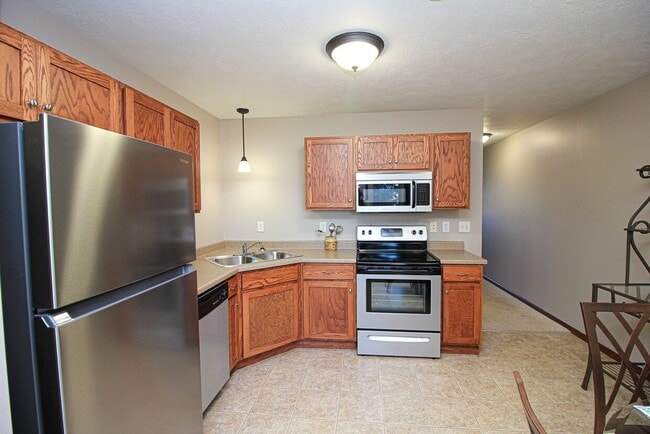 Boulder Creek Apartments