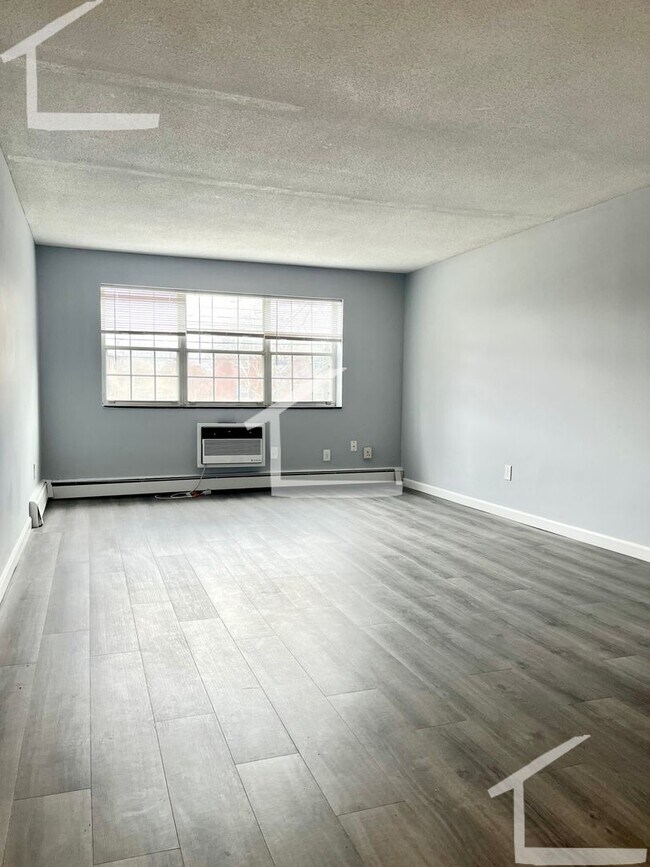 Photo - Newton Family-Friendly modern 2-bed with h...