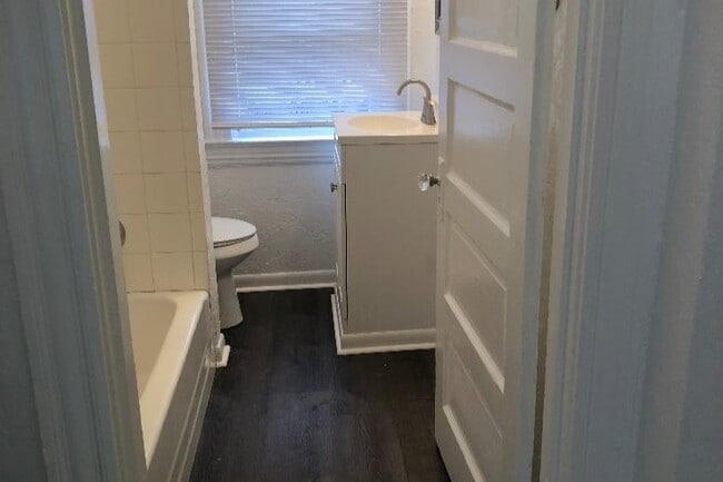 Bathroom - 236 Smith Way Unit 2