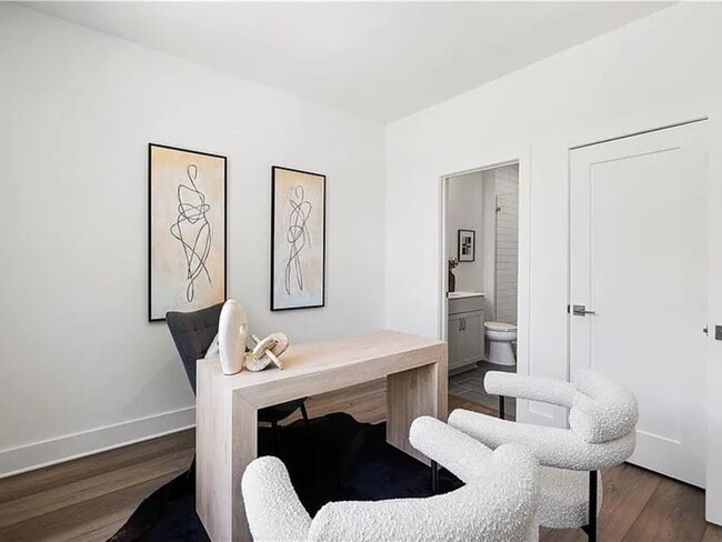 Photo - 517 Motivation Cir NW