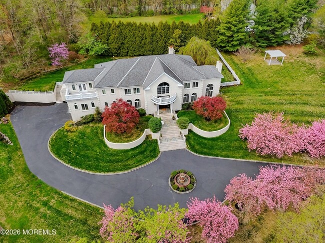 6 Hayes Ct