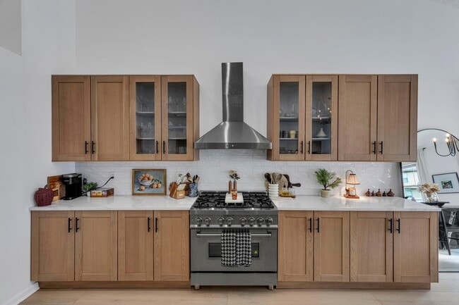 Photo - 2639 Berber St