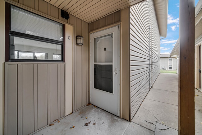 Photo - 1395 Alpine Ct Unit C