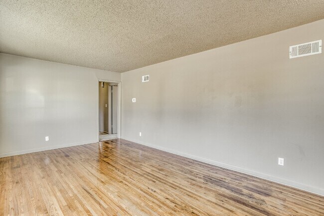 Photo - Charming 3 Bedroom Rental in Wichita with ...