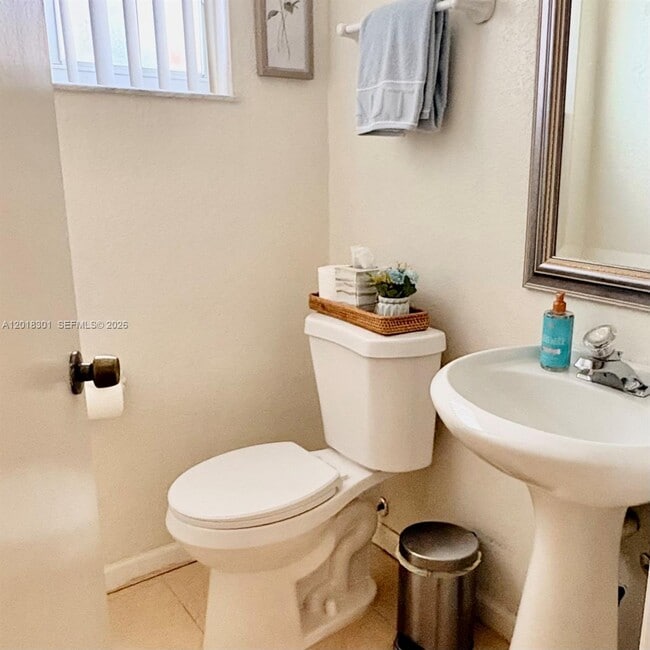 Photo - 9020 NW 38th Dr