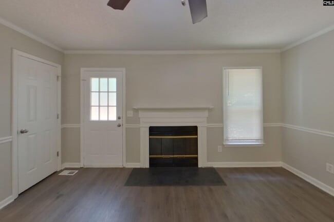 Photo - 216 Netherland Dr